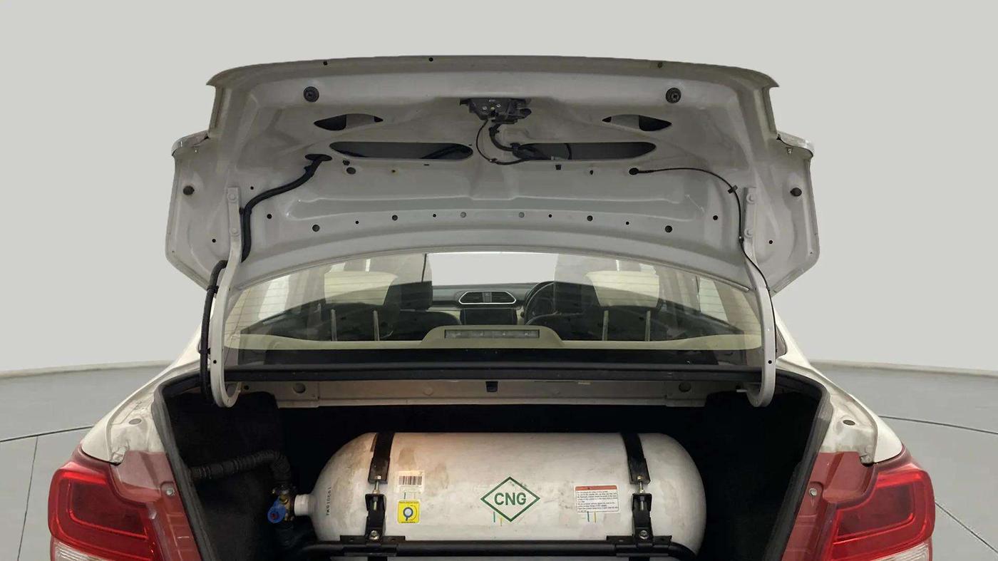 2022 Maruti Dzire ZXI CNG, CNG, Manual, 65,132 km, Boot Door Open
