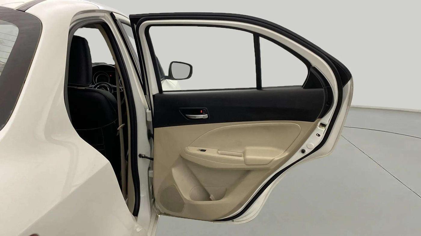 2022 Maruti Dzire ZXI CNG, CNG, Manual, 65,132 km, RHS Rear Door