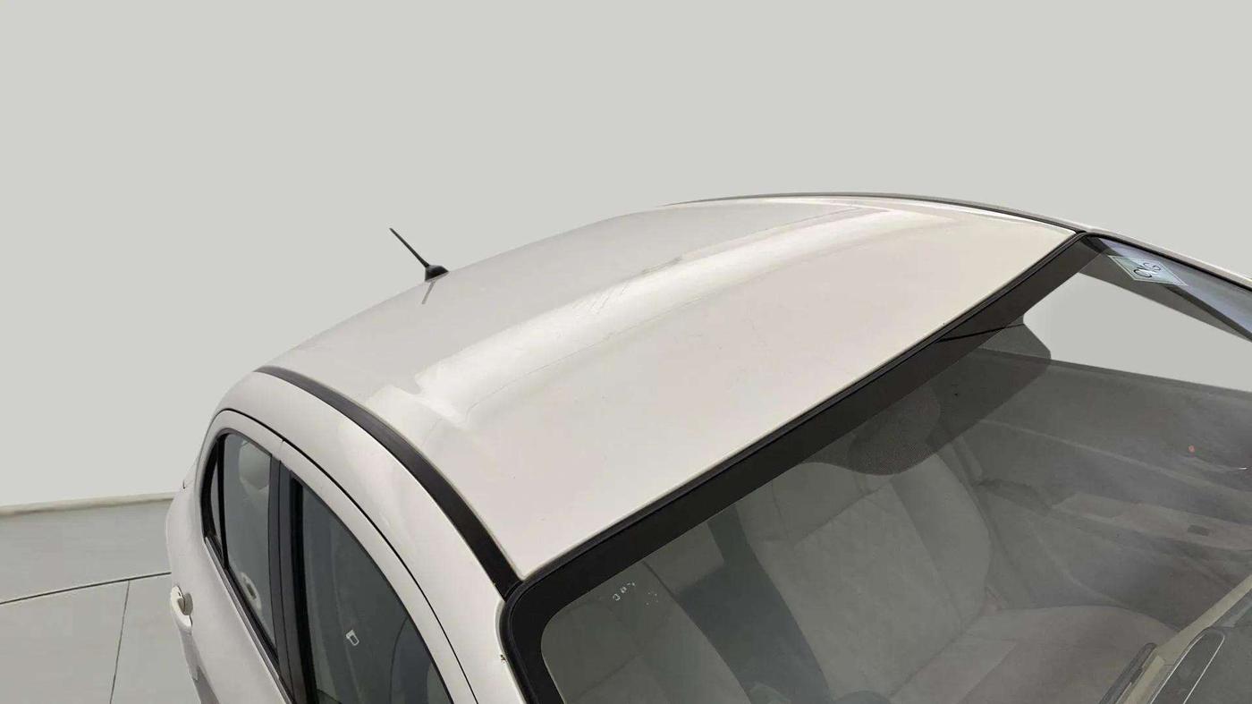 2022 Maruti Dzire ZXI CNG, CNG, Manual, 65,132 km, Roof