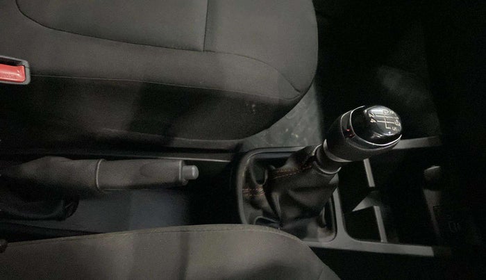 2021 Renault Kwid RXT 0.8, Petrol, Manual, 4,004 km, Gear Lever