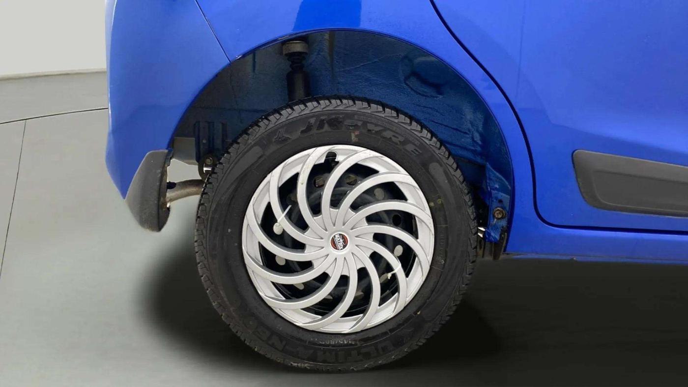 2023 Maruti Alto K10 VXI CNG, CNG, Manual, 14,986 km, Right Rear Wheel