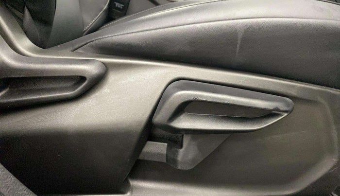 2023 Tata NEXON XZ PLUS PETROL SUNROOF DARK EDITION, Petrol, Manual, 17,053 km, Driver Side Adjustment Panel