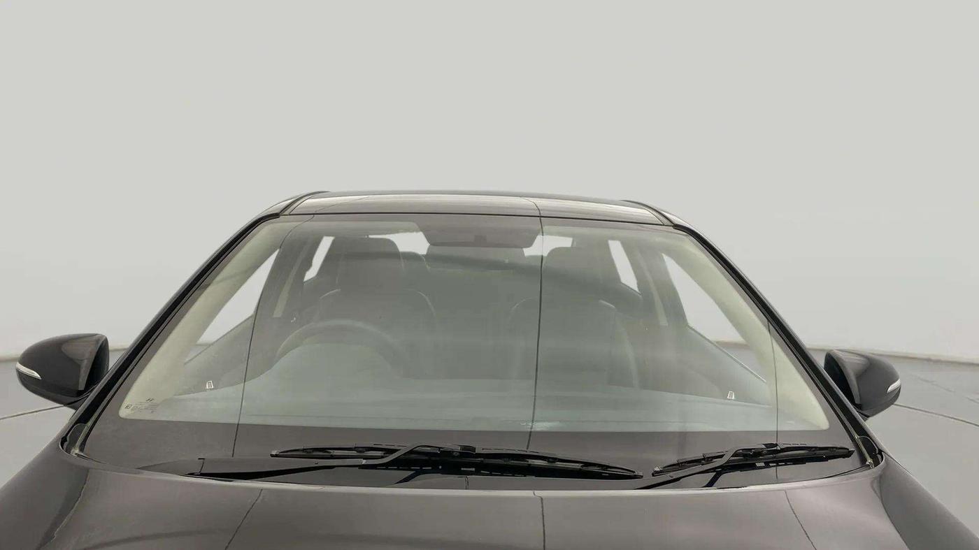 2019 Hyundai Verna 1.6 VTVT SX, Petrol, Manual, 47,842 km, Front Windshield