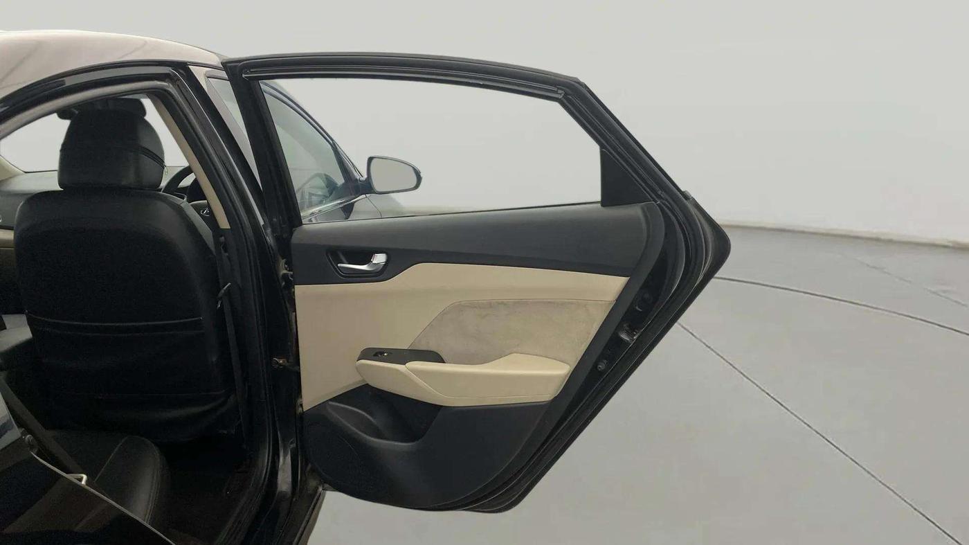 2019 Hyundai Verna 1.6 VTVT SX, Petrol, Manual, 47,842 km, RHS Rear Door