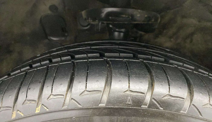 2019 Hyundai Verna 1.6 VTVT SX, Petrol, Manual, 47,842 km, Left Front Tyre Tread