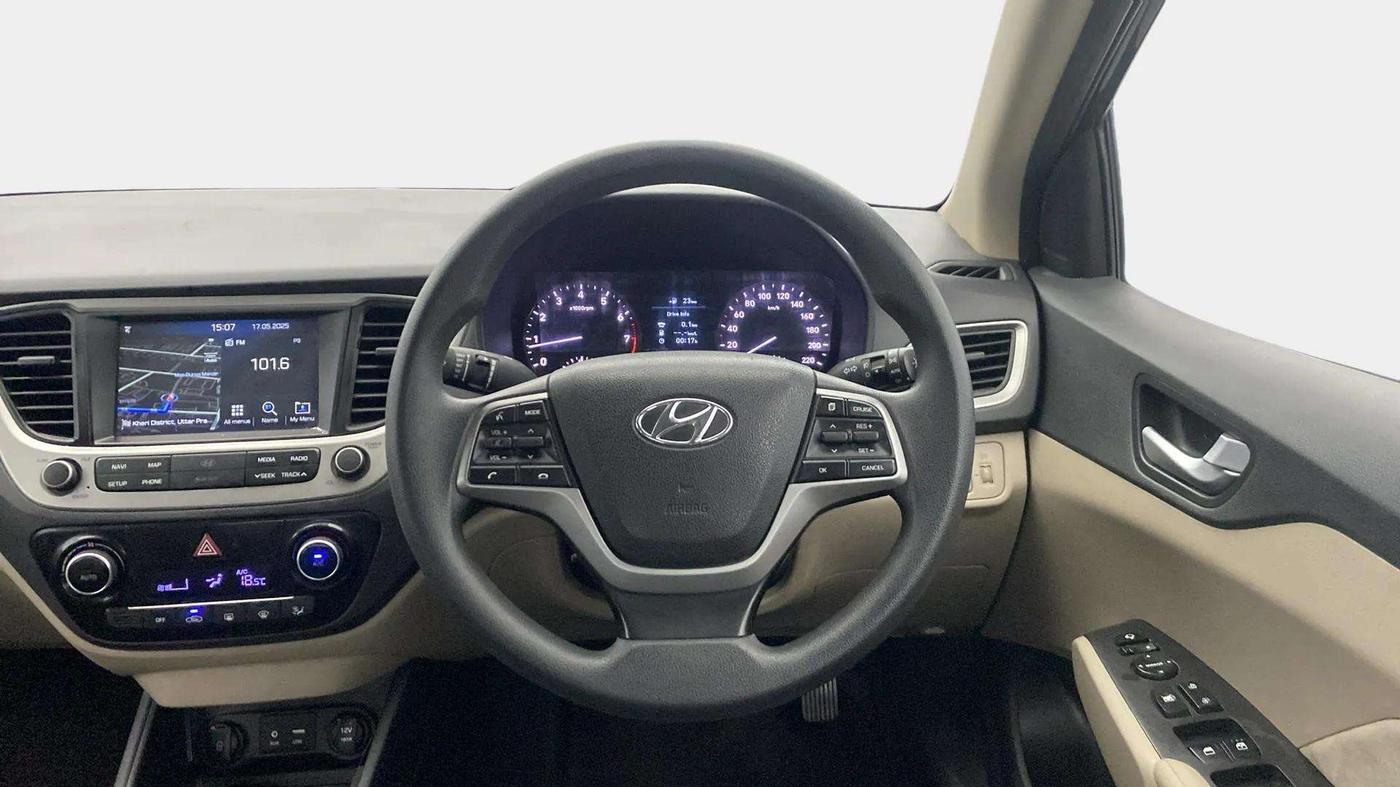 2019 Hyundai Verna 1.6 VTVT SX, Petrol, Manual, 47,842 km, Steering Wheel Close Up