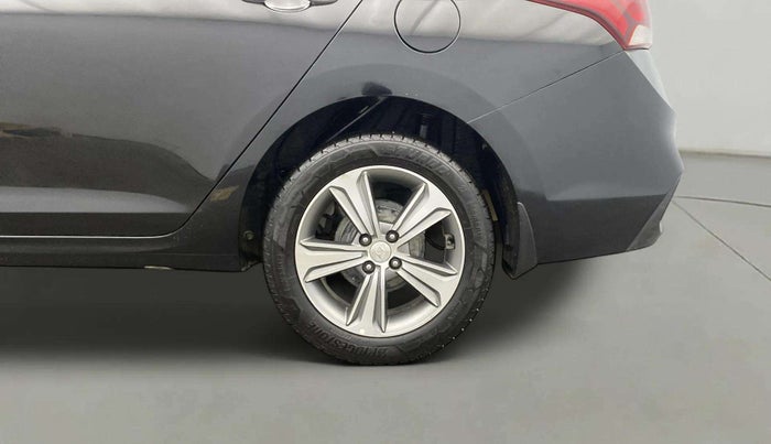2019 Hyundai Verna 1.6 VTVT SX, Petrol, Manual, 47,842 km, Left Rear Wheel