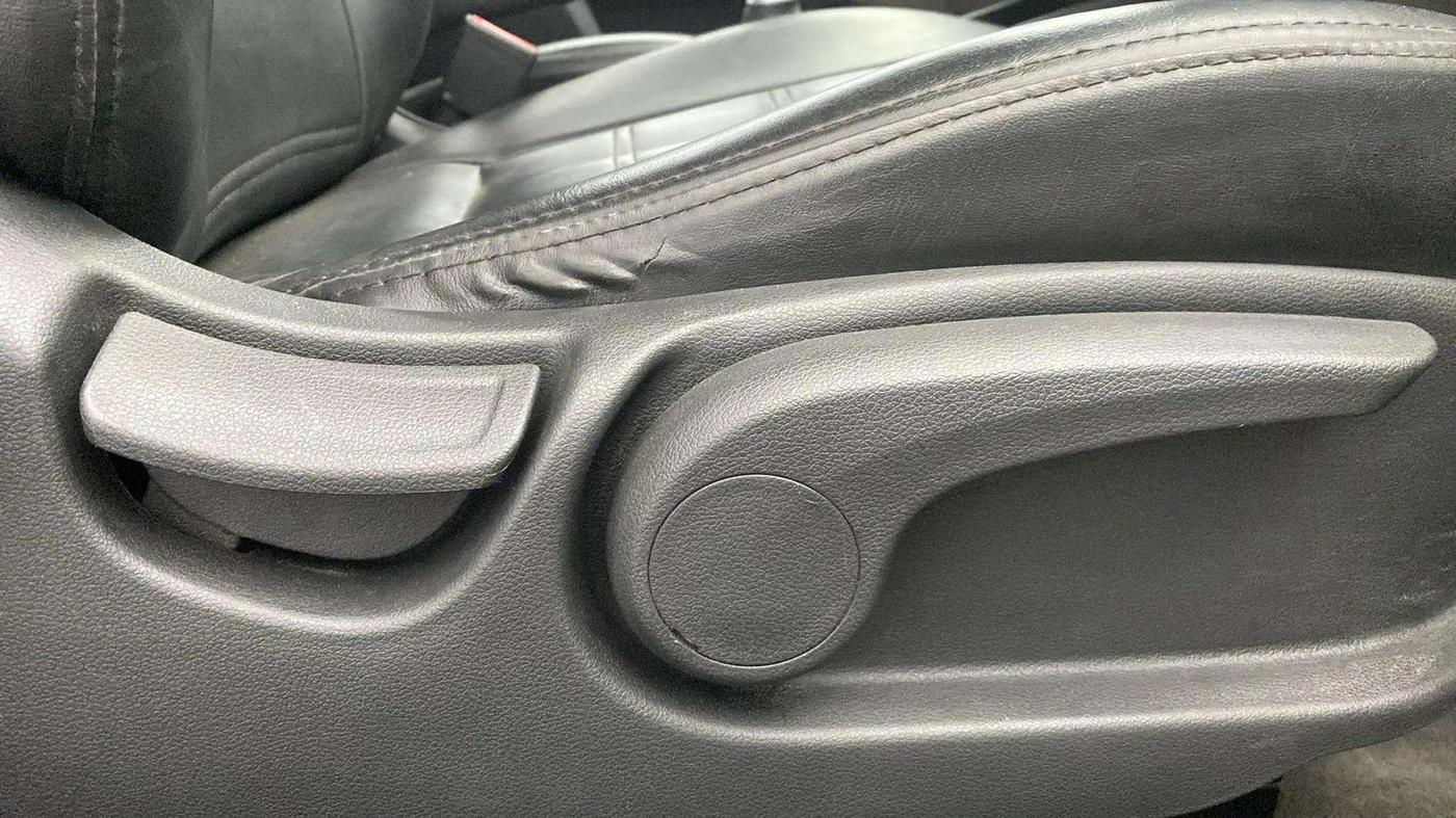 2019 Hyundai Verna 1.6 VTVT SX, Petrol, Manual, 47,842 km, Driver Side Adjustment Panel