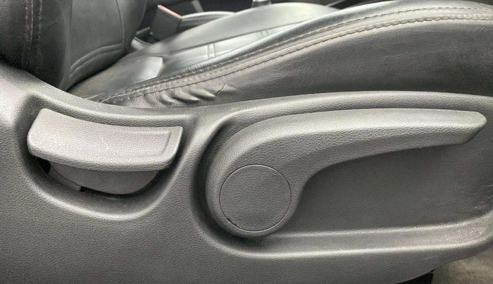 2019 Hyundai Verna 1.6 VTVT SX, Petrol, Manual, 47,842 km, Driver Side Adjustment Panel
