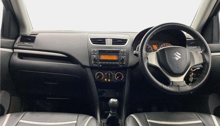 2016 Maruti Swift VXI, CNG, Manual, 90,708 km, Dashboard