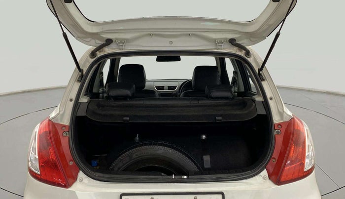 2016 Maruti Swift VXI, CNG, Manual, 90,708 km, Boot Open Zoomed View