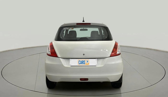 2016 Maruti Swift VXI, CNG, Manual, 90,708 km, Back/Rear