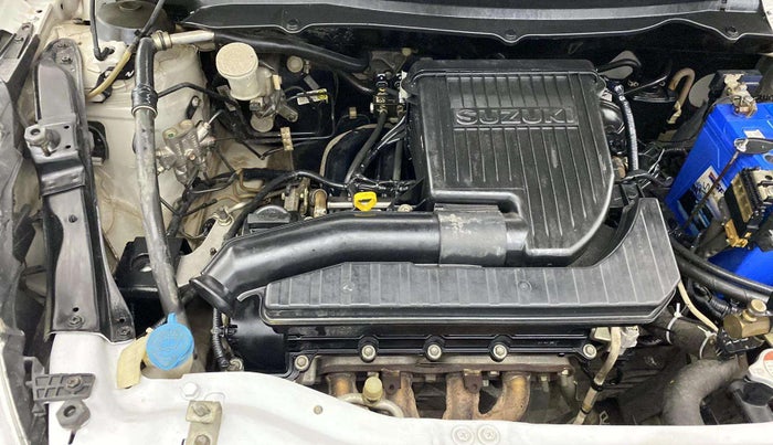 2016 Maruti Swift VXI, CNG, Manual, 90,708 km, Engine View - Right