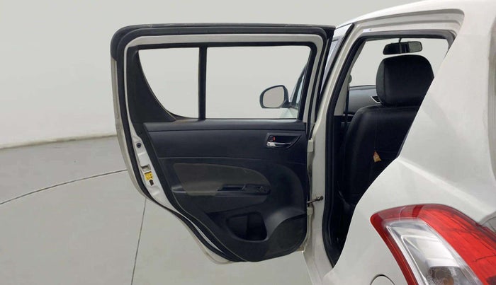 2016 Maruti Swift VXI, CNG, Manual, 90,708 km, LHS Rear Door