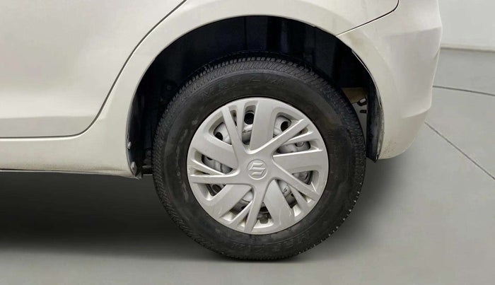 2016 Maruti Swift VXI, CNG, Manual, 90,708 km, Left Rear Wheel