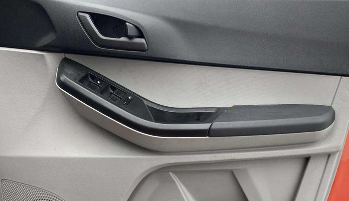 2022 Tata Tiago XT PETROL, Petrol, Manual, 32,602 km, Driver Side Door Panels Control