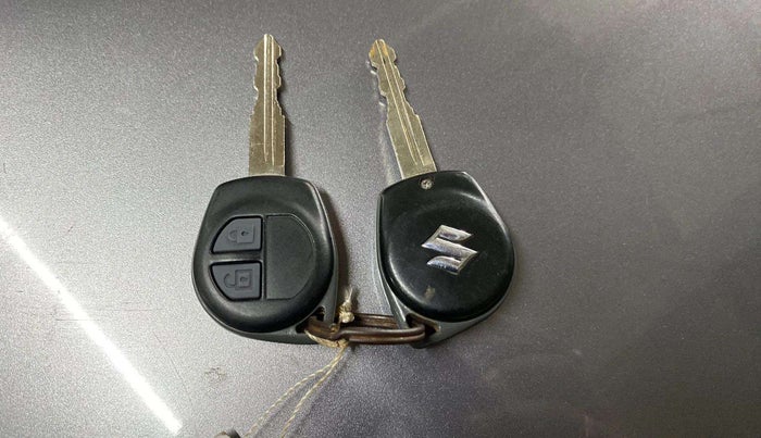 2017 Maruti Wagon R 1.0 VXI AMT, Petrol, Automatic, 6,751 km, Key Close Up