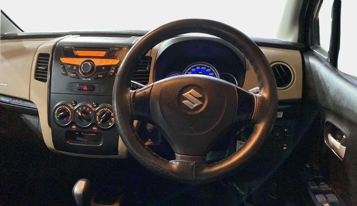 2017 Maruti Wagon R 1.0 VXI AMT, Petrol, Automatic, 6,751 km, Steering Wheel Close Up