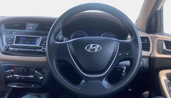 2017 Hyundai Elite i20 MAGNA EXECUTIVE 1.2, Petrol, Manual, 30,934 km, Steering Wheel Close Up