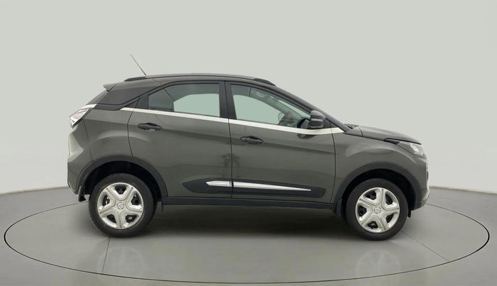 2022 Tata NEXON XM PETROL, Petrol, Manual, 35,772 km, Right Side View