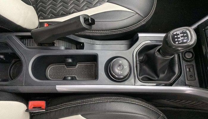2022 Tata NEXON XM PETROL, Petrol, Manual, 35,772 km, Gear Lever