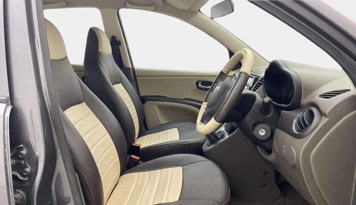2013 Hyundai i10 SPORTZ 1.2, Petrol, Manual, 25,385 km, Right Side Front Door Cabin