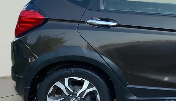 2018 Honda WR-V 1.2L I-VTEC VX MT, Petrol, Manual, 31,195 km, Right quarter panel - Minor scratches