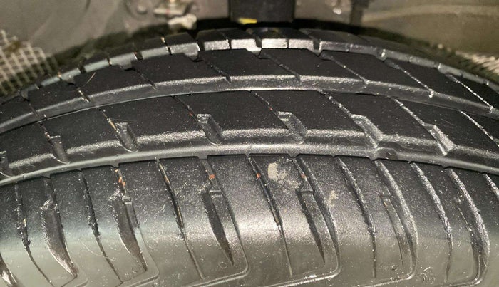 2024 Maruti Alto K10 VXI PLUS AMT, Petrol, Automatic, 3,006 km, Right Front Tyre Tread