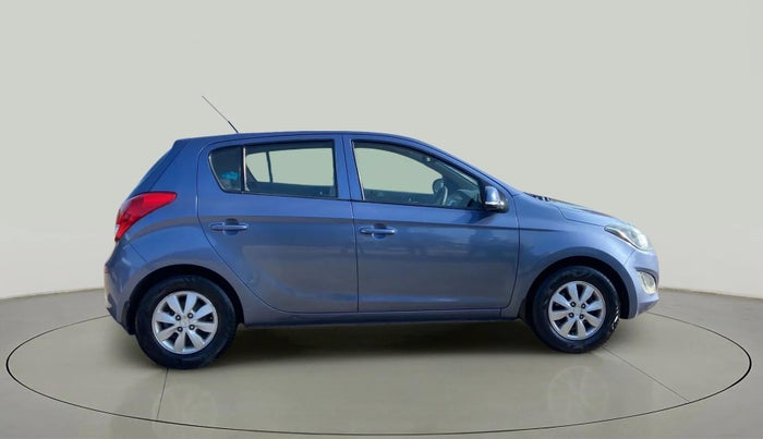 2013 Hyundai i20 SPORTZ 1.2, Petrol, Manual, 77,983 km, Right Side View