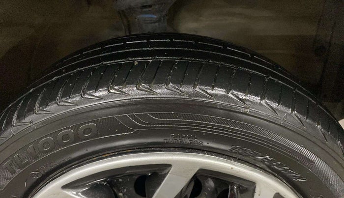 2013 Maruti Wagon R 1.0 VXI, Petrol, Manual, 29,774 km, Right Front Tyre Tread