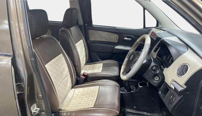 2013 Maruti Wagon R 1.0 VXI, Petrol, Manual, 29,774 km, Right Side Front Door Cabin