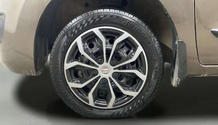 2013 Maruti Wagon R 1.0 VXI, Petrol, Manual, 29,774 km, Left Front Wheel