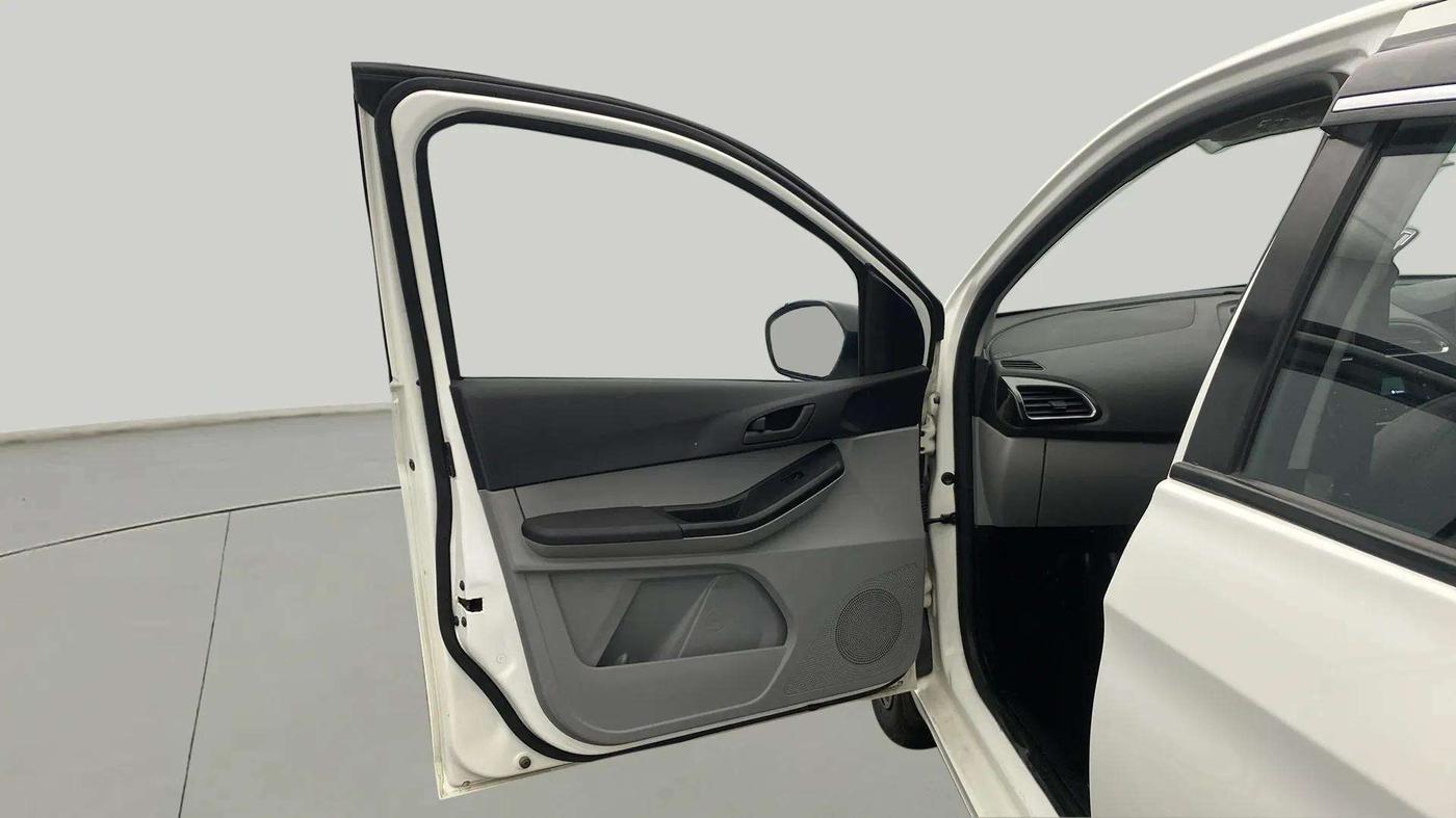 2023 Tata Tiago XTA PETROL, Petrol, Automatic, 27,526 km, LHS Front Door