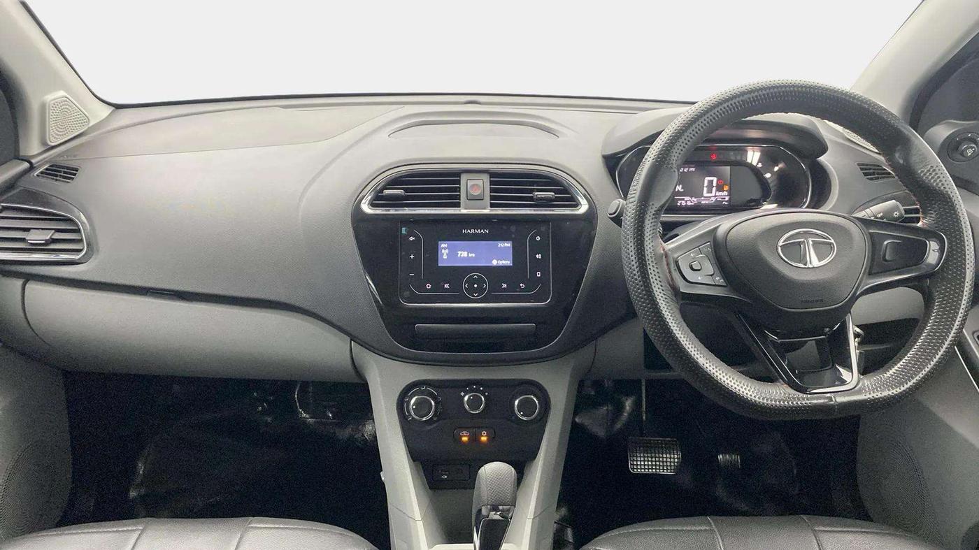 2023 Tata Tiago XTA PETROL, Petrol, Automatic, 27,526 km, Dashboard