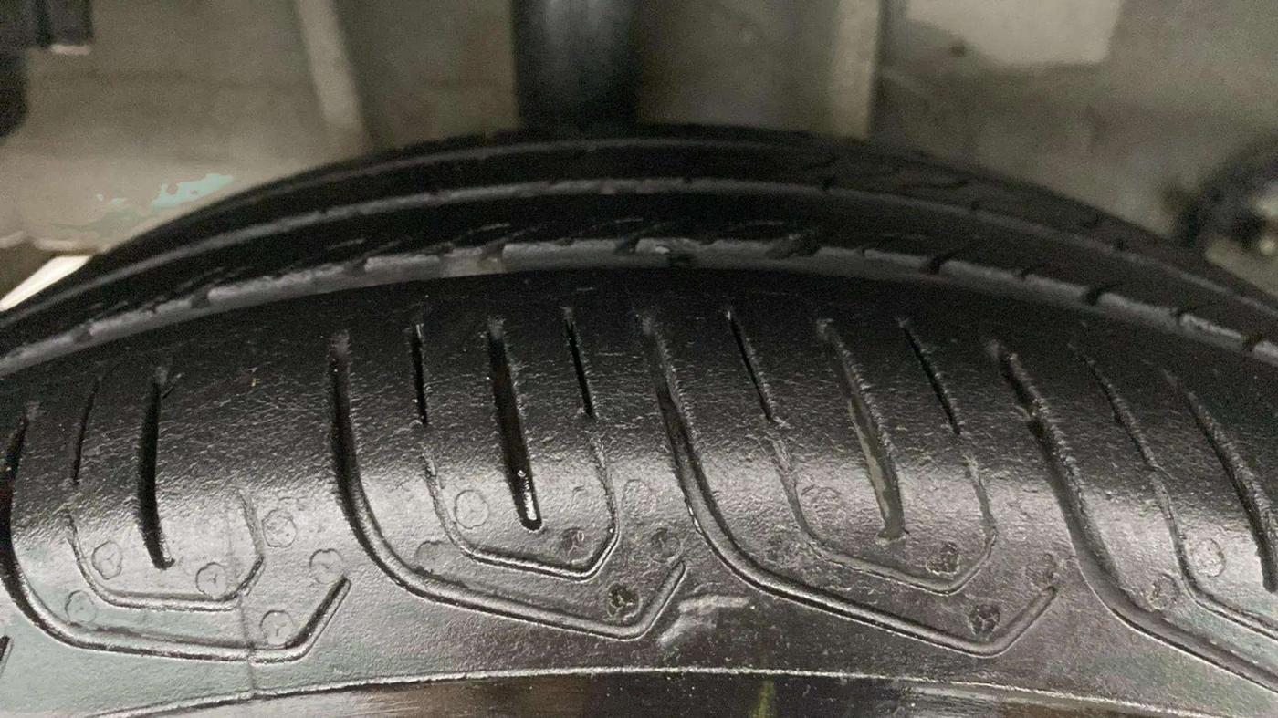 2023 Tata Tiago XTA PETROL, Petrol, Automatic, 27,526 km, Right Rear Tyre Tread