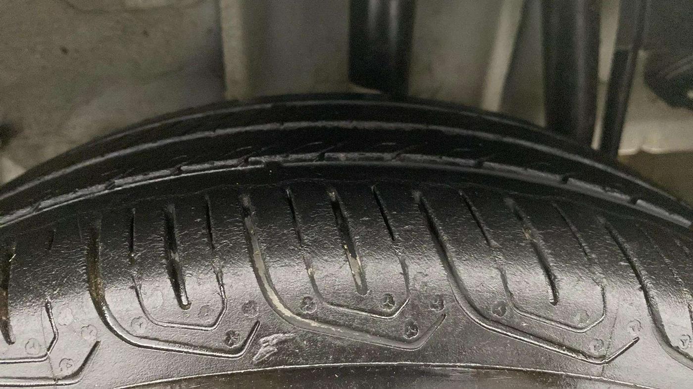 2023 Tata Tiago XTA PETROL, Petrol, Automatic, 27,526 km, Left Rear Tyre Tread