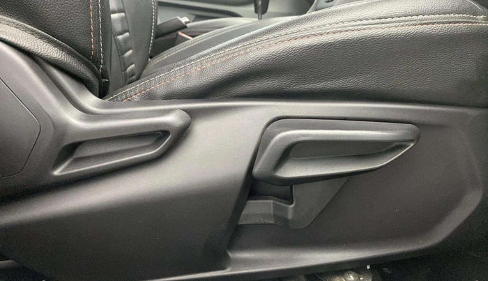 2023 Tata Tiago XTA PETROL, Petrol, Automatic, 27,497 km, Driver Side Adjustment Panel