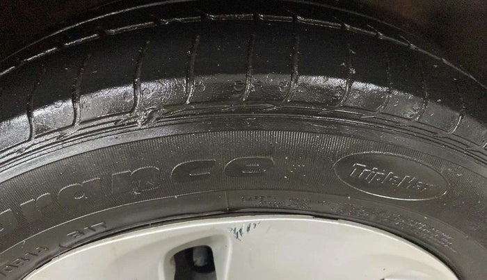 2019 Maruti Celerio VXI CNG, CNG, Manual, 87,657 km, Right Front Tyre Tread