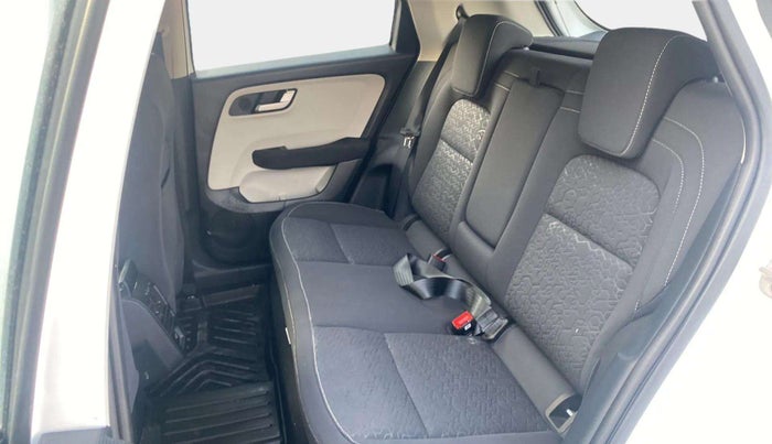 2024 Tata ALTROZ XZ PLUS SUNROOF CNG, CNG, Manual, 3,045 km, Right Side Rear Door Cabin