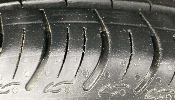 2019 Hyundai NEW SANTRO SPORTZ AMT, Petrol, Automatic, 34,909 km, Right Front Tyre Tread