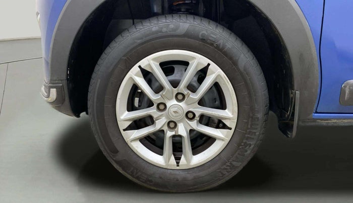 2021 Renault TRIBER RXL MT, Petrol, Manual, 23,749 km, Left Front Wheel