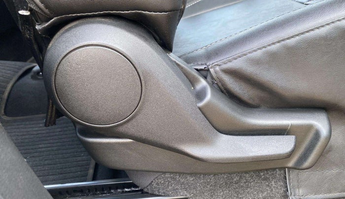 2022 Maruti Celerio VXI, Petrol, Manual, 6,102 km, Driver Side Adjustment Panel