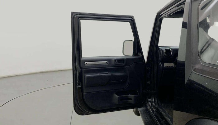 2021 Mahindra Thar LX  P 4WD AT CONVERTIBLE, Petrol, Automatic, 45,727 km, LHS Front Door