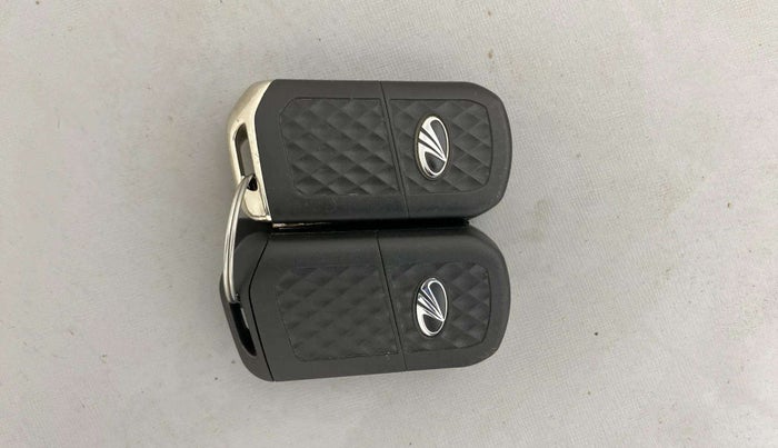2021 Mahindra Thar LX  P 4WD AT CONVERTIBLE, Petrol, Automatic, 45,727 km, Key Close Up