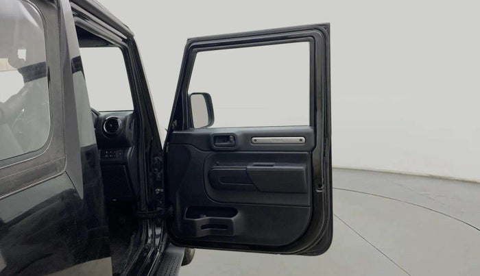 2021 Mahindra Thar LX  P 4WD AT CONVERTIBLE, Petrol, Automatic, 45,727 km, RHS Front Door