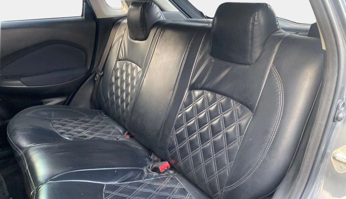 2022 Maruti Baleno DELTA PETROL 1.2, Petrol, Manual, 24,837 km, Right Side Rear Door Cabin