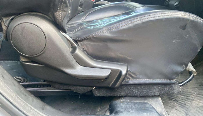 2022 Maruti Baleno DELTA PETROL 1.2, Petrol, Manual, 24,837 km, Driver Side Adjustment Panel
