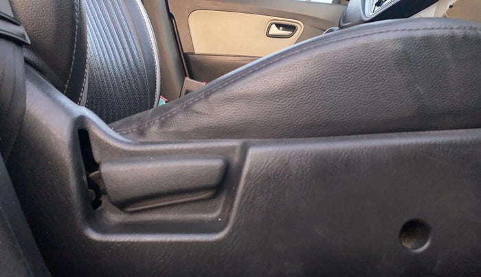 2022 Maruti Alto VXI, Petrol, Manual, 18,247 km, Driver Side Adjustment Panel
