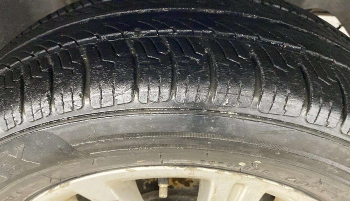 2017 Tata Tiago XZ PETROL, Petrol, Manual, 77,159 km, Right Front Tyre Tread