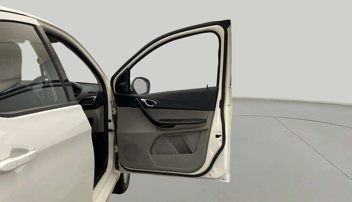 2017 Tata Tiago XZ PETROL, Petrol, Manual, 77,159 km, RHS Front Door